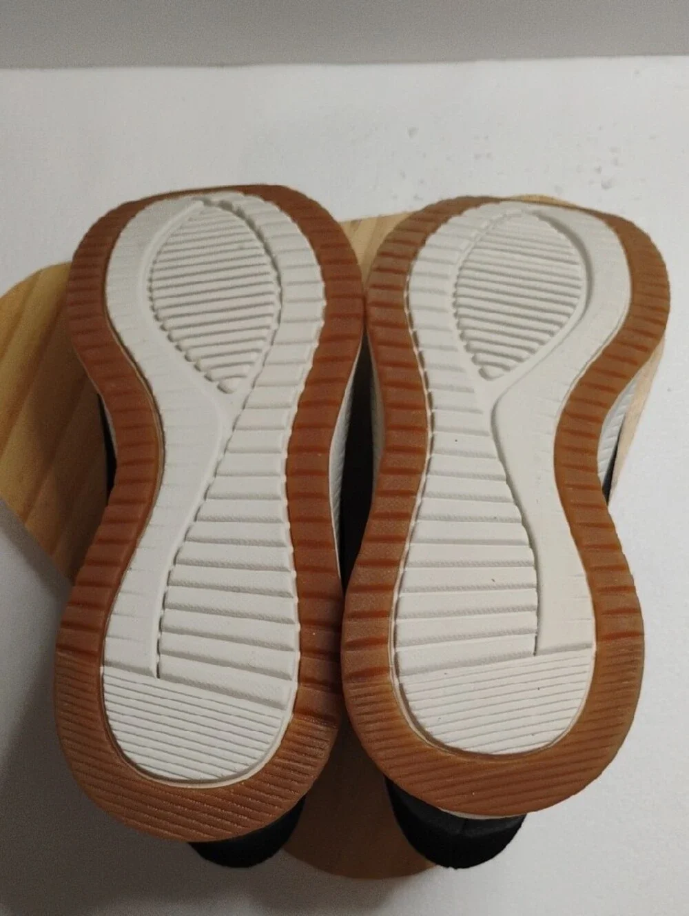 Skechers comfortable athletic